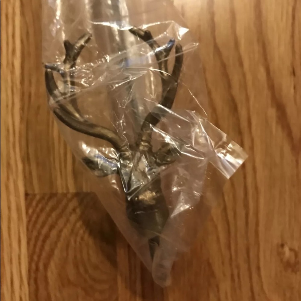 NWT Anthropologie Reindeer Wreath Hook Hanger Over the Door - Picture 6 of 12